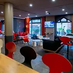 Ibis Centre