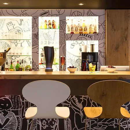 Hotel Ibis Centre 3*