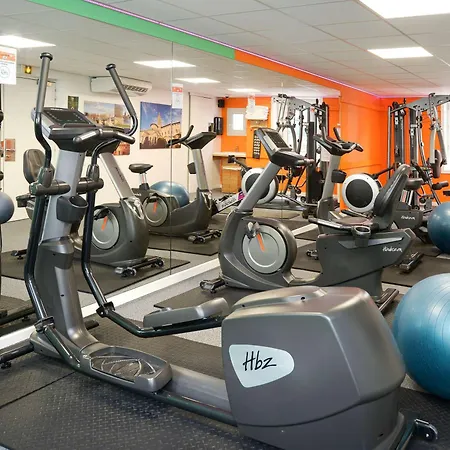 Ibis Centre 3*