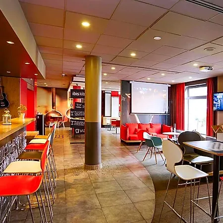 Ibis Centre