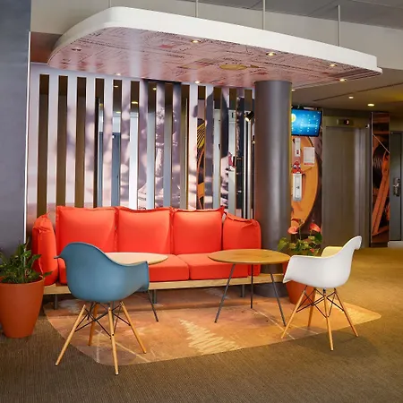Hotel Ibis Centre 3*