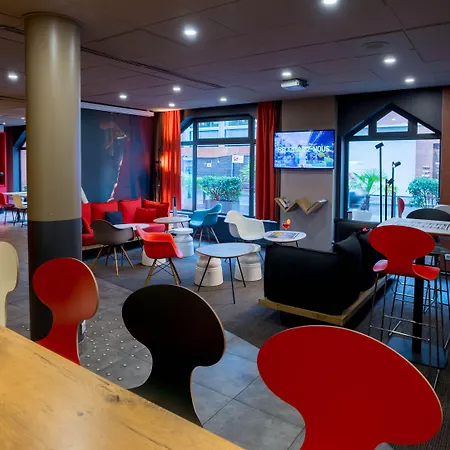 Ibis Centre 3*