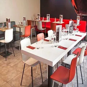 Ibis Centre