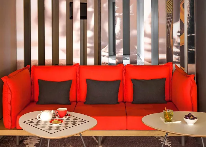 Ibis Centre Hotel 3*