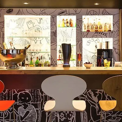 イビス サントル