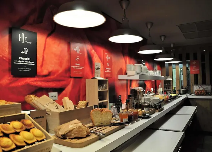 מלון Ibis Centre 3*