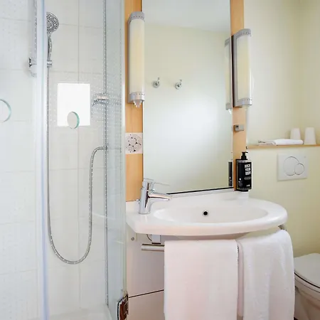 Ibis Centre فندق
